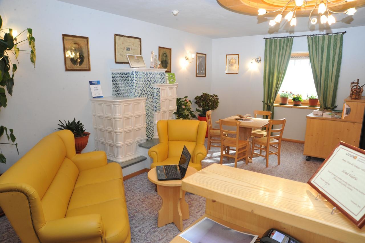 ליביניו Hotel Valeria מראה חיצוני תמונה