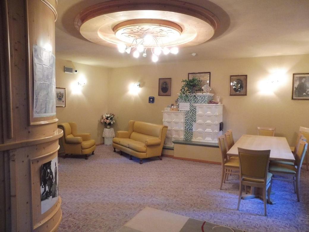 ליביניו Hotel Valeria מראה חיצוני תמונה