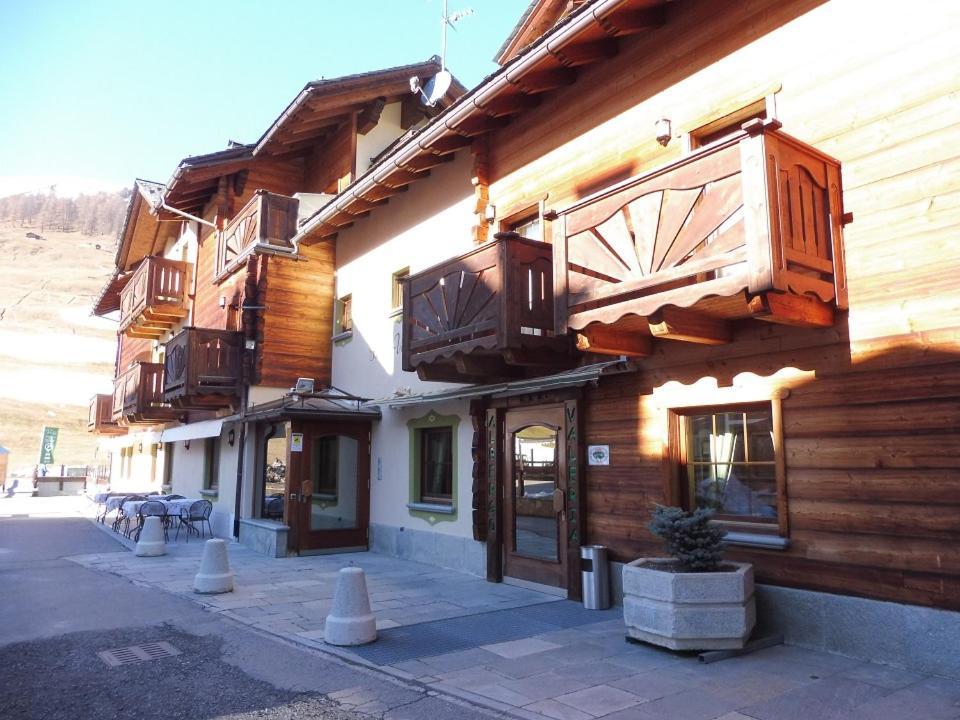 ליביניו Hotel Valeria מראה חיצוני תמונה